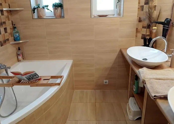 בית נופש In 54843 בלטונללה